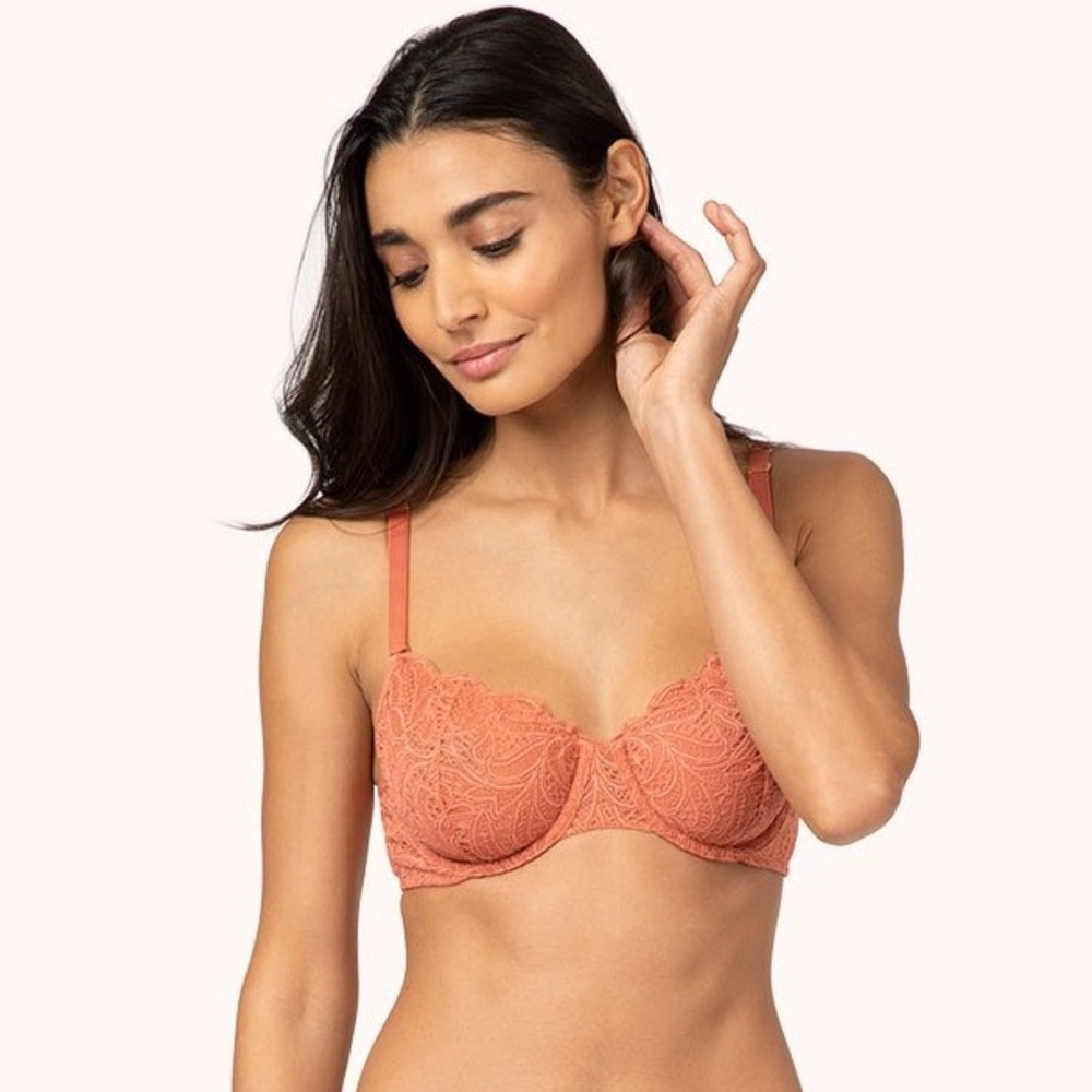 💥SALE💥 NWT Lively Unlined Lace Bra in Terracotta